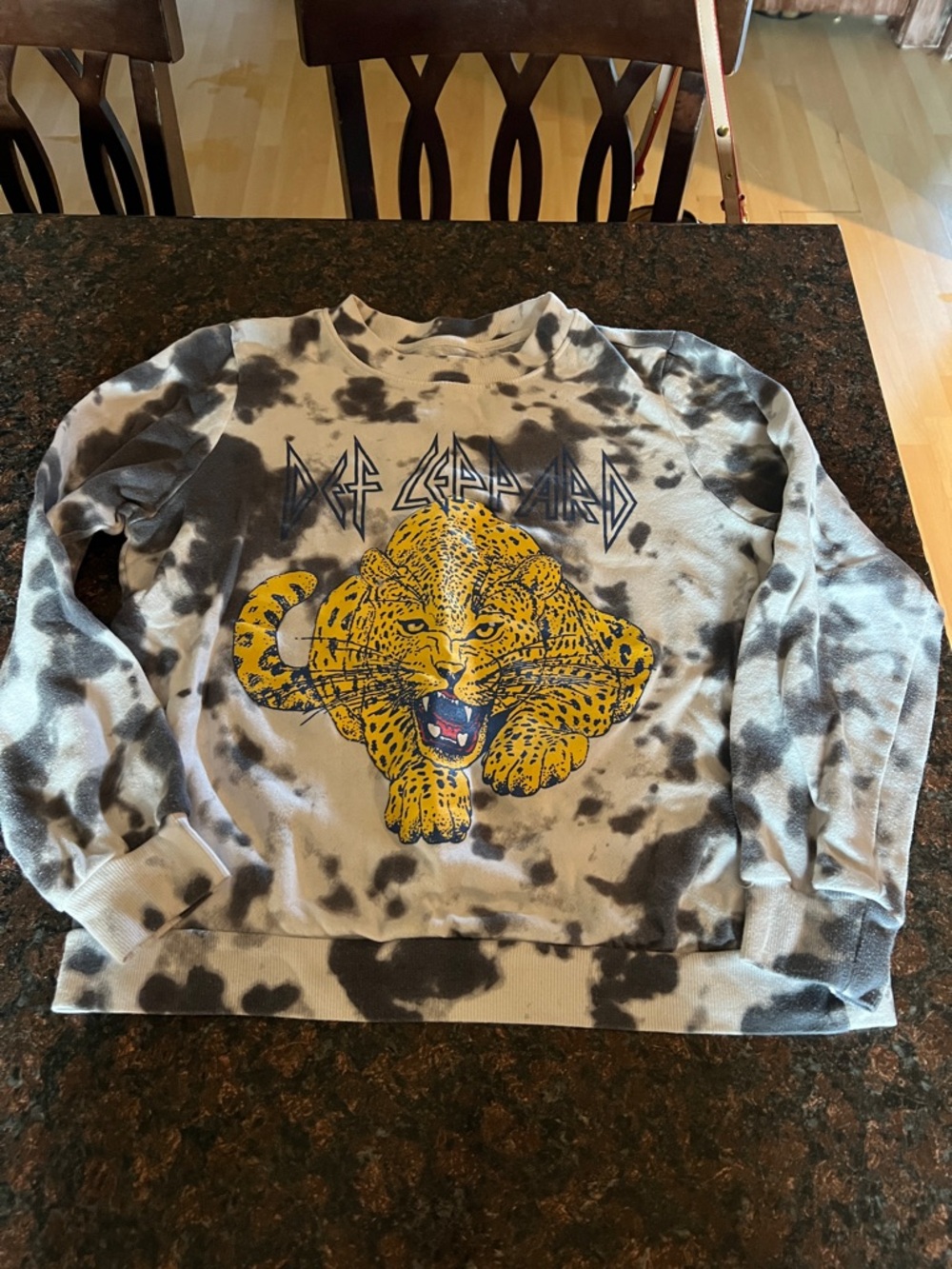 Graphic Tie-Dye Crewneck Sweater - Yellow Leopard